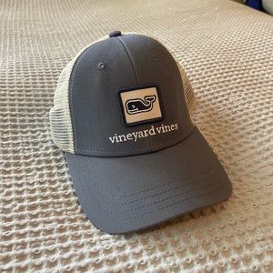 Vineyard Vines hat